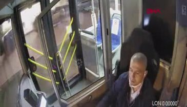 Bursa'da halk otobüsünün çarptığı Semih öldü, ailesi tutuksuz yargılamaya isyan etti