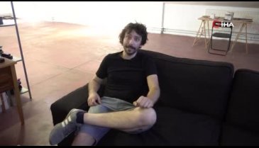 Bilim kurgu filmini aratmayan olay! Türk Youtuber, derisinin altına çip yerleştirdi