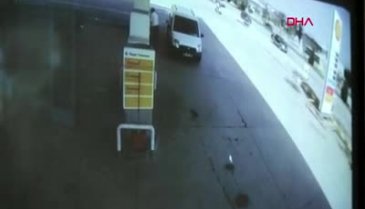Bursa'da kamyonetle motosiklet çarpıştı! 1 yaralı