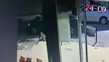 Beyin cerrahı, kopan parmaklarını alıp hastaneye koştu!