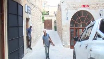 Mardin'de UNESCO Yaşayan İnsan Hazinesi Süphi Yerlihindi'nin dükkanına dadandılar!