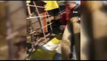 Bursa'da devrilen TIR'ına otomobil çarpan şoför: Telefonun feneriyle sürücüyü durdurmaya çalıştım