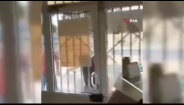 Muayenesiz ilaç yazdırmak istediler ret cevabı alınca ortalığı birbirine kattılar