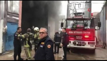 Bursa'da tekstil fabrikasında yangın çıktı