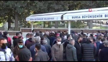 Bursa'da söylentilere inanarak aşı olmayan genç hayatını kaybetti