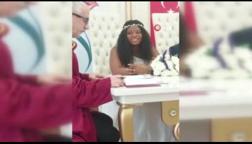 Turistik gezi için gelen Nijeryalı çift Bursa'da nikah kıydı