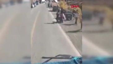 İran'da kaza yapan Türk TIR'ını yağmaladılar!