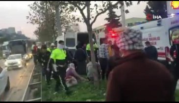 Bursa Gemlik'te tarım işçilerini taşıyan minibüs kaza yaptı: 13 yaralı