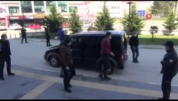 Kız kardeşini sosyal medyadan takip eden iş arkadaşını öldürdü