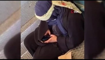İstanbul Beylikdüzü'nde İphone'lu dilenci kameraya yakalandı