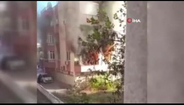 Alev alev yanan daire çevredekilere korku dolu anlar yaşattı