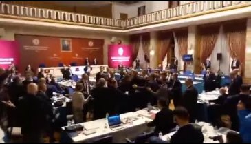 TBMM'de MHP ve HDP milletvekilleri arasında 'Selahattin Demirtaş' tartışması