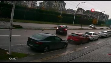 Bursa'da yağmurla gelen bir kaza daha