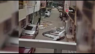 Lodos Bursa'yı yine uçurdu