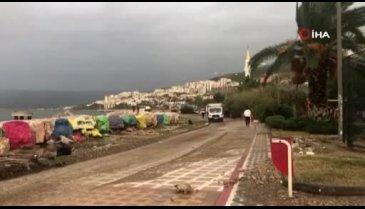Bursa'da Gemlik'in fırtınanın gördüğü zarar gün ağarınca ortaya çıktı