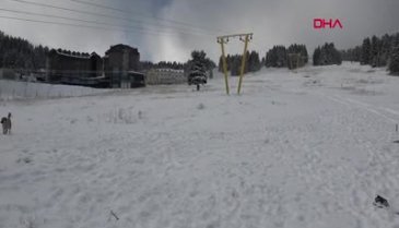 Bursa Uludağ'da kayak öğrenmenin saati 450 TL