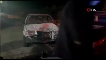 Bursa'da 2 otomobil kafa kafaya çarpıştı: 3 yaralı