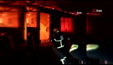 Tek katlı ev alev alev yandı, baba kurtarılamadı