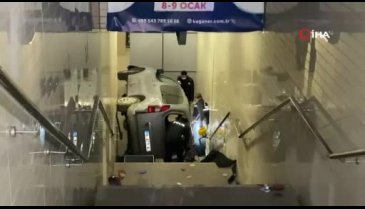 Bursa'da altgeçide uçtuğu trafik kazasında hayatını kaybetti!