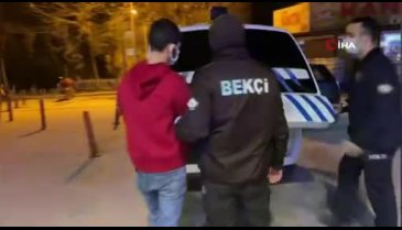 Bursa'da kabloları çaldı, yakarken suçüstü yakalandı