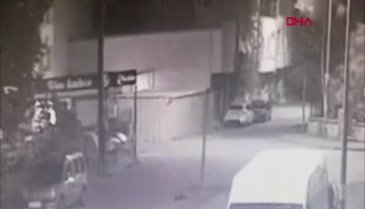 Bursa'da evlat acısıyla sokağa çıkamıyor, pencereden bakamıyor