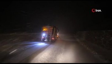 Erzincan'ın yüksek kesimlerinde kar, tipi ve sis etkili oluyor