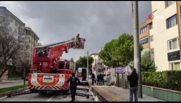 Bursa'da itfaiye sepetli kurtarma operasyonu