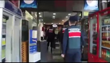 Bursa'da jandarmadan sahte alkol uygulaması