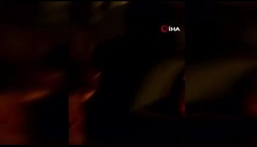 Bursa'da freni boşalan kamyonet çocuk parkına daldı: 2 yaralı