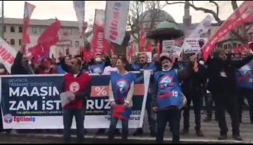 Eğitim-iş Sen Bursa meydanlara indi