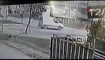 Bursa'da şok eden tesadüf! Şans eseri geçerken oğlunu gördü