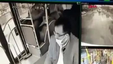 Antalya'da freni patlayan otobüsün yaptığı korkunç kaza kamerada!