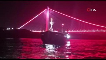 İstanbul Boğazı'nda gemi trafiği çift yönlü askıya alındı