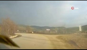 Bursa'da felakete ramak kaldı! Cipin otomobil ile çarpışması...