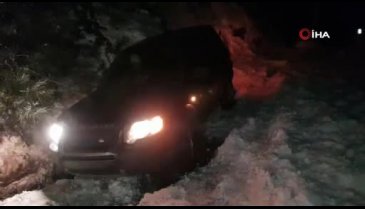 Kontrolden çıkan cip şarampole uçtu