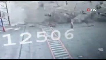 Türkish Cargo tesisinin çatısı kar nedeniyle çöktü