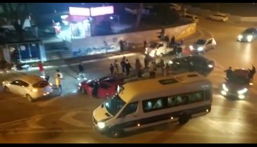 Bursa'da asker eğlencesinde yol kapadılar (ÖZEL HABER)