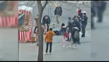 Kocaeli'de cadde ortasında tekme tokat darp edildi