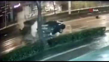 Bursa'da dehşet anları! Sol şeritten tersten girdi...