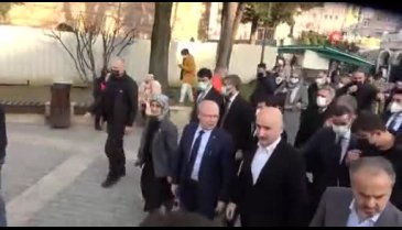 Adil Karaismailoğlu: Halkımız suyu getirenle testiyi kıranları çok iyi biliyor