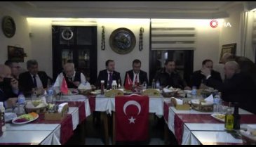Bursa'da kıdemli atletler yemekte buluştu
