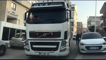Muş İl-Der ve İHH Bursa'dan Suriye'ye 346 bin TL'lik yardım tırı