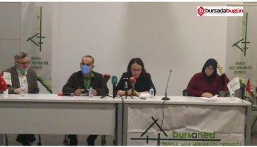 Bursa'da sağlık emekçileri eylemde