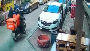 İstanbul'da turistlerle taksici arasında ücret tartışması