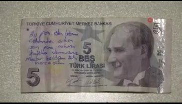 5 liranın üzerindeki not duygulandırdı!