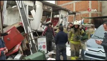 Bursa'da hurda deposunda patlama: 2 yaralı - 2