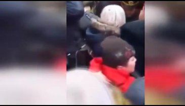 Ukraynalı halk, Zaporijya'dan kaçmaya başladı