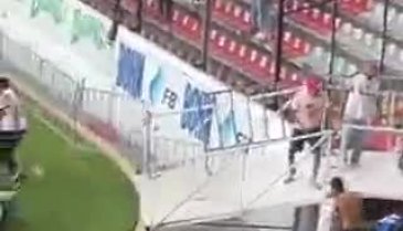 Meksika'daki futbol maçı kana bulandı! Çok sayıda ölü var