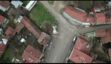 Bursa'daki bu minarenin camisi yok