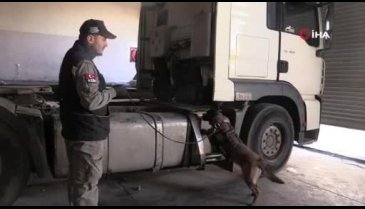 1 ton uyuşturucu ele geçirildi